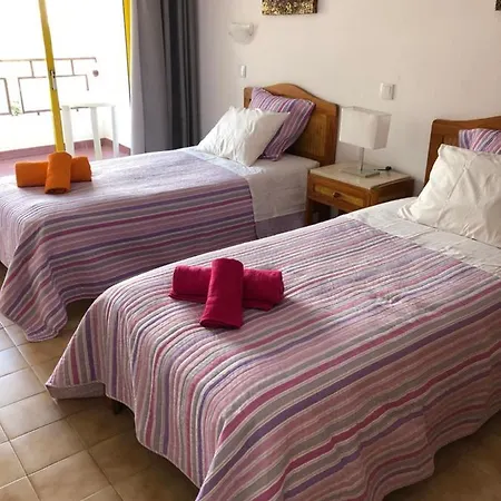 Apartamentos Rocha Mar * Портіман